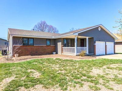2342 Shalimar Dr, Salina, KS, 67401