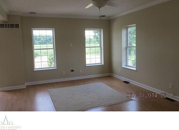 5th image of 1470 Jackson Dr