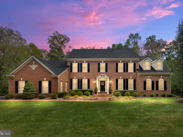 13741 Balmoral Greens Ave, Clifton, VA 20124