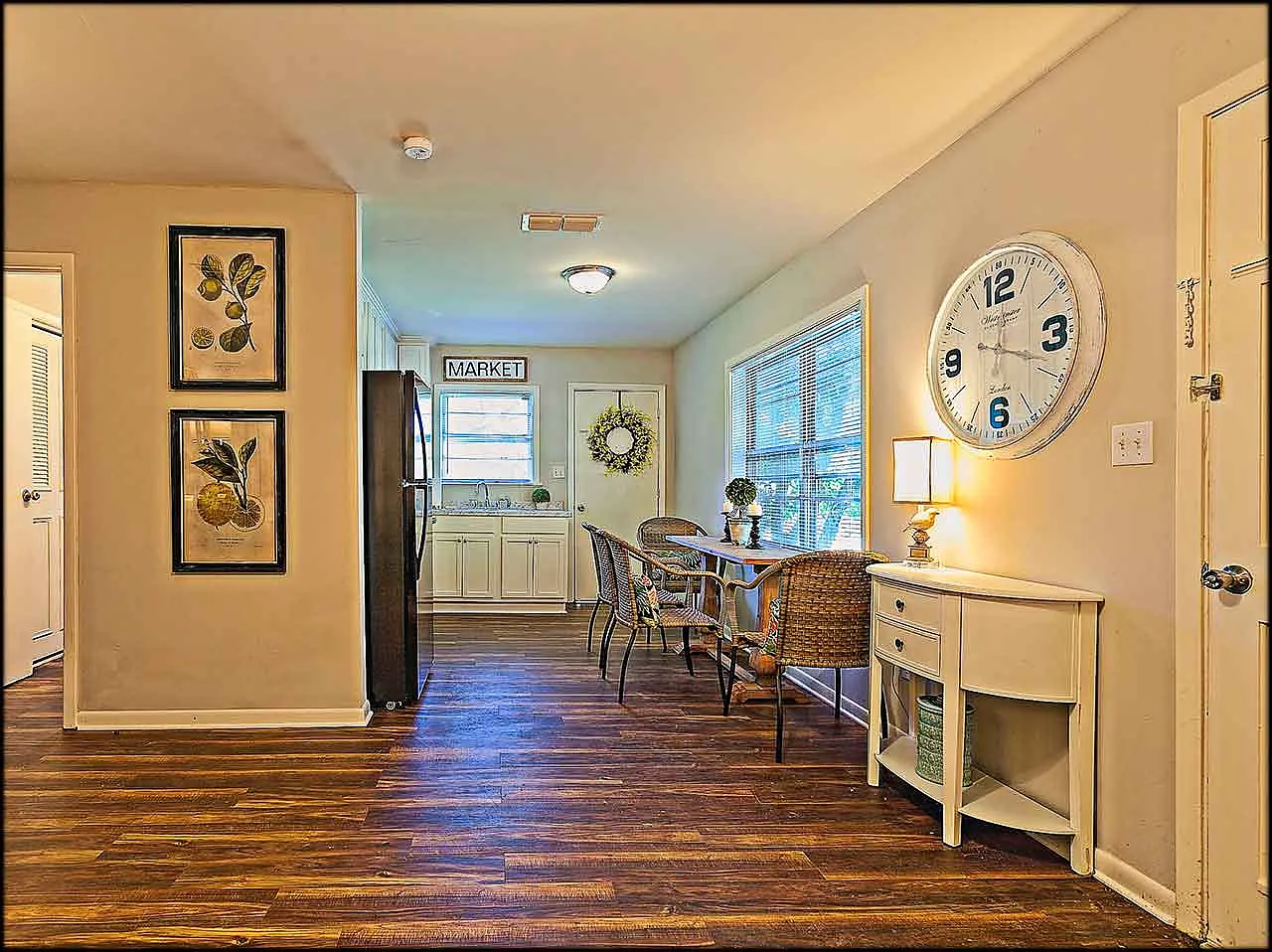 2 bed, 828 sqft, $975 — Photo 4