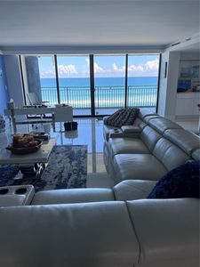 19750 Beach Rd #5050, Tequesta, FL, 33469
