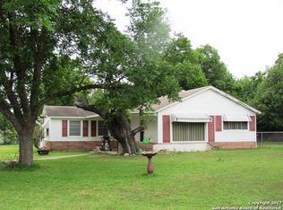 248 Crestview Dr, Balcones Heights, TX 78201