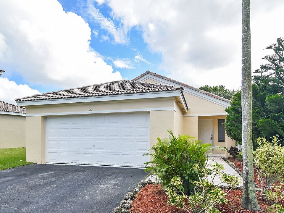 1st image of 1662 Salerno Cir