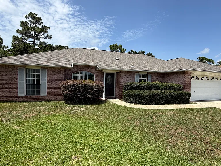 562 Batten Blvd — Photo 26