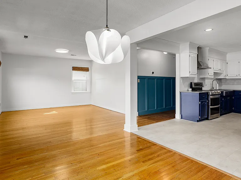 314 Columbus Ave — Photo 4