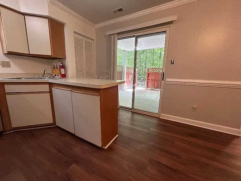 469 Summerwalk Cir — Photo 5