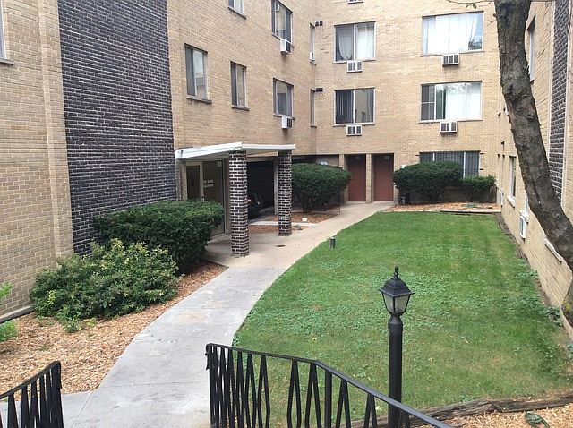 1st image of 7320 N Rogers Ave APT 511