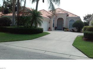 3960 Isla Ciudad Ct, Naples, FL 34109