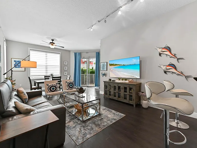 804 E Windward Way #120 — Photo 15