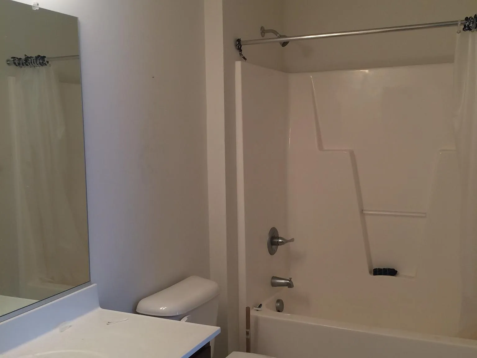 2 bed, 1.5 bath, 1200 sqft, $1,650 — Photo 3