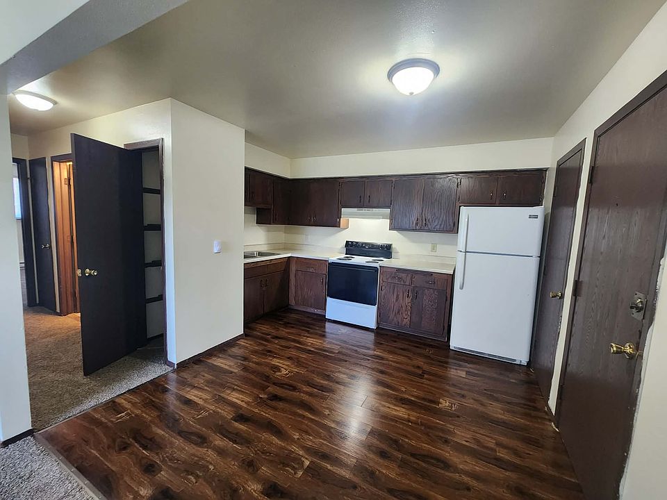1st image of 3240 Packer Dr APT 204