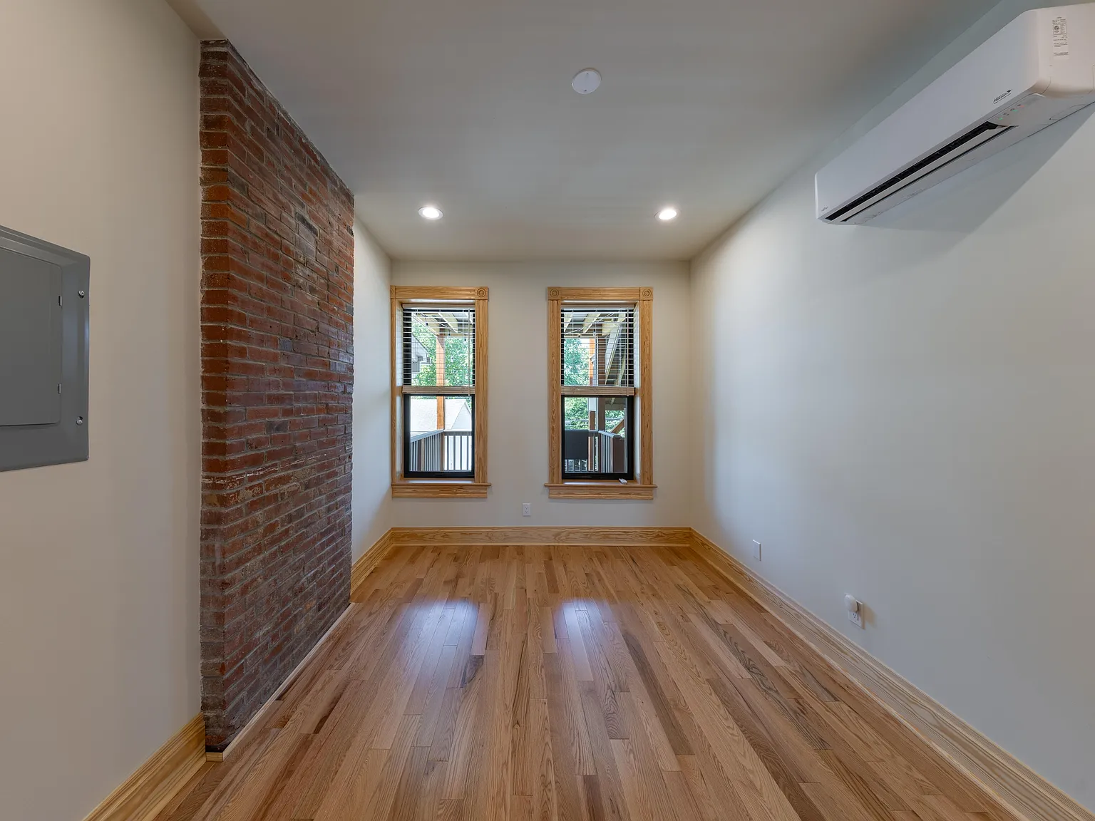 3231 Morganford Rd - 3233A — Photo 4