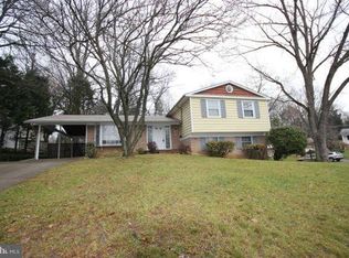 8600 Queen Elizabeth Blvd, Annandale, VA 22003