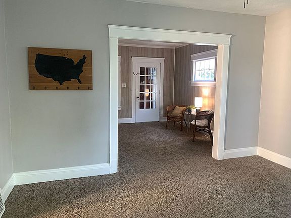 5th image of 2210 Portman Ave