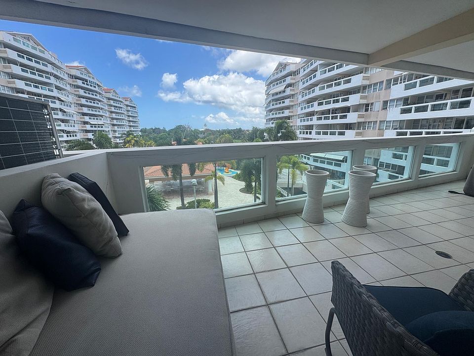 Ample balcony