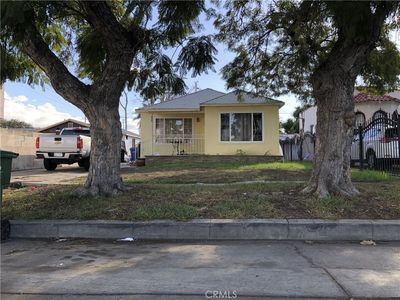 712 W 105th St, Los Angeles, CA, 90044
