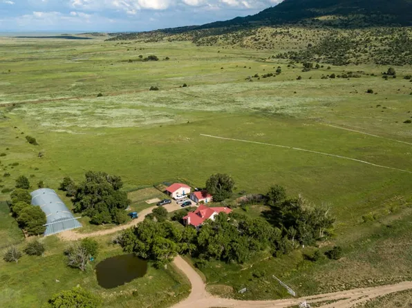 Round Corral Rd, Miami, NM 87729