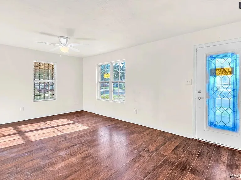 3032 Rita Ln — Photo 7