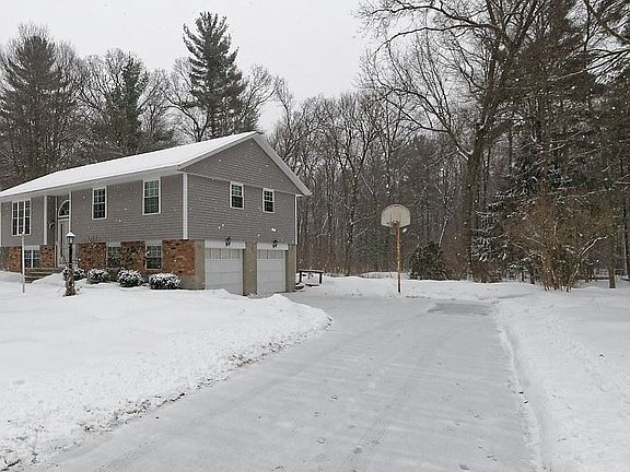 2nd image of 23 Acorn Ave