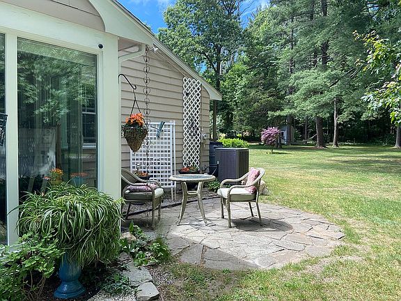 2nd patio off sun porch