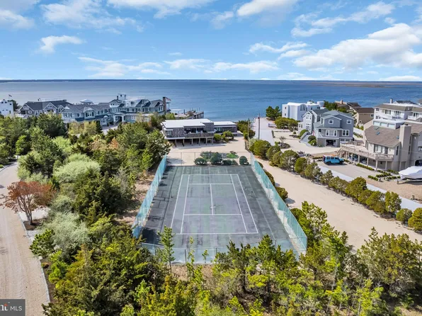 128 Long Beach Blvd, Beach Haven, NJ 08008