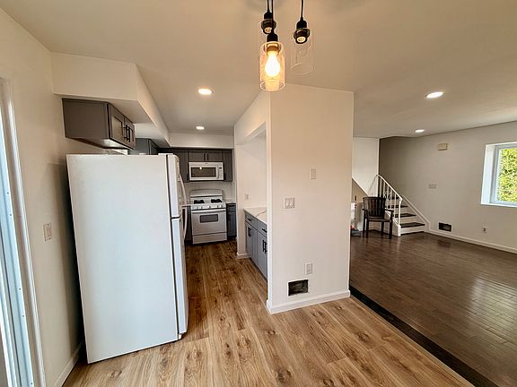 3rd image of 43 Caswell Ave