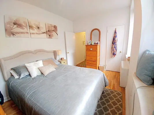 Rented by Halstead Real Estate | media 17