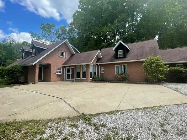 215 JULIE COURT, Glen Dale, WV 26038