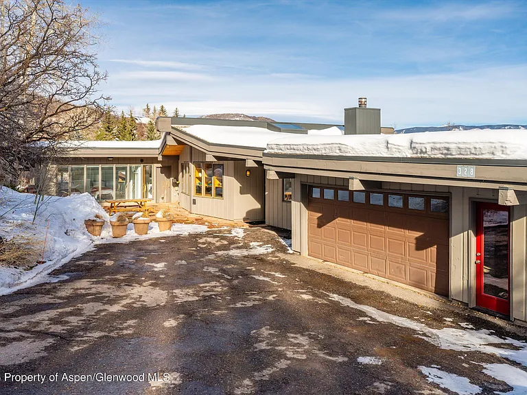 328 Oak Ridge Rd — Photo 35