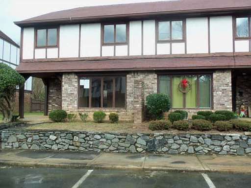 5th image of 1809 Ashborough Cir SE APT A