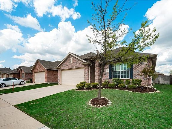 3rd image of 412 Lead Creek Dr