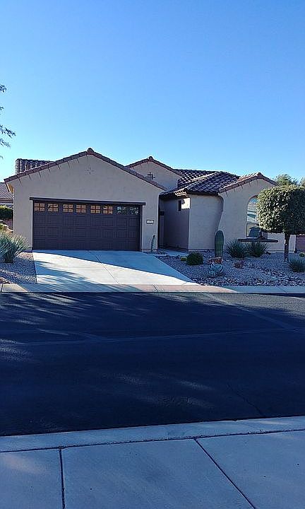 Front view of home
