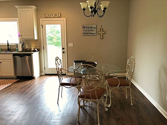 4th image of 160 Shelbi Dr