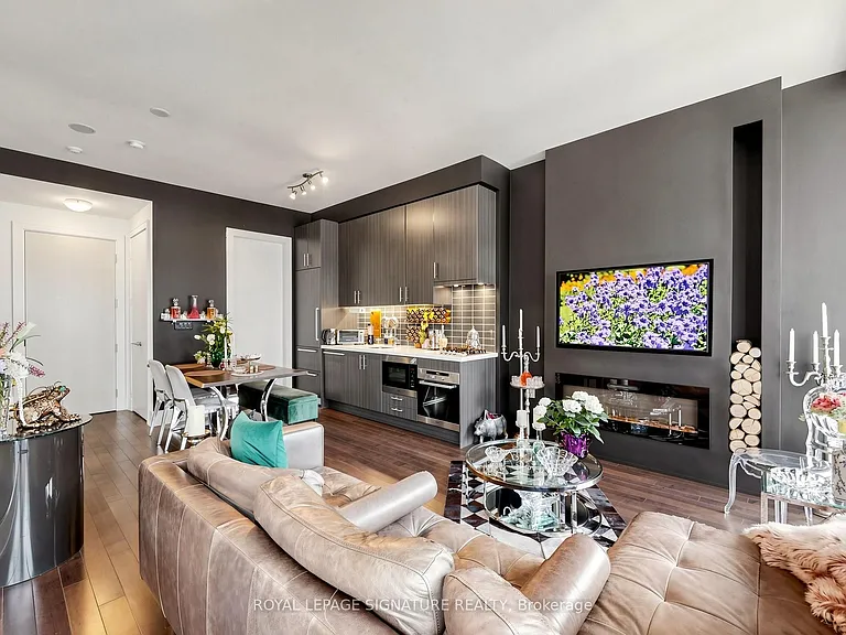 39 Queens Quay E #830 — Photo 10