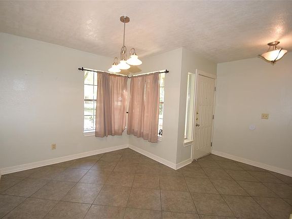 5th image of 5107 Gladeside Dr