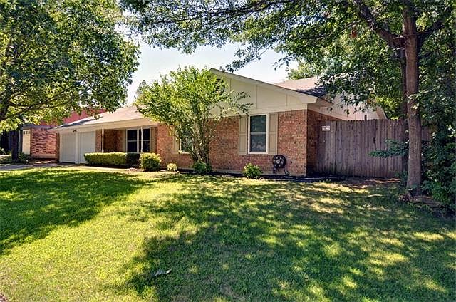 1st image of 2517 Meadow Creek Dr