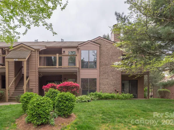 36 Ravencroft Ln, Asheville, NC 28803