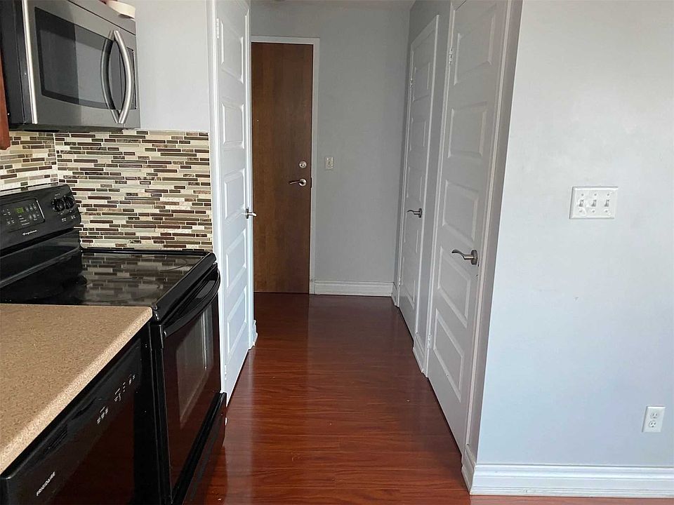 1st image of 215 Queen St E #1508