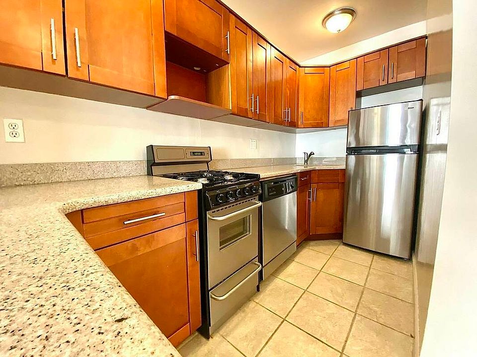 1st image of 254 W 73rd St #3B
