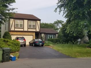 10505 Cedar Creek Dr, Manassas, VA 20112