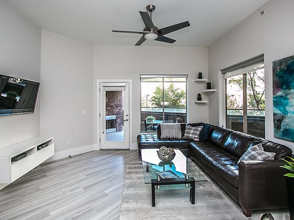 5th image of 945 E Playa Del Norte Dr