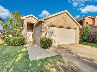 2005 Peony St, Heartland, TX 75126