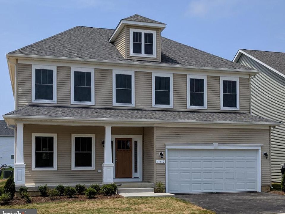 1st image of 440 Conor Dr
