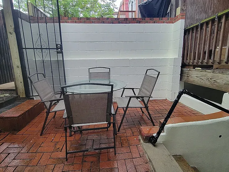 1871 California St NW #1 — Photo 18