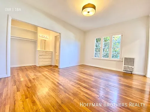 838 Sanborn Ave #105 Photo 1