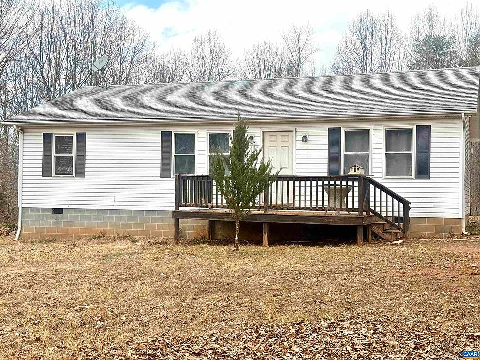 2nd image of 581 Brickhouse Rd