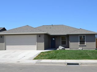 917 Hilda Ct, Rio Dell, CA 95562