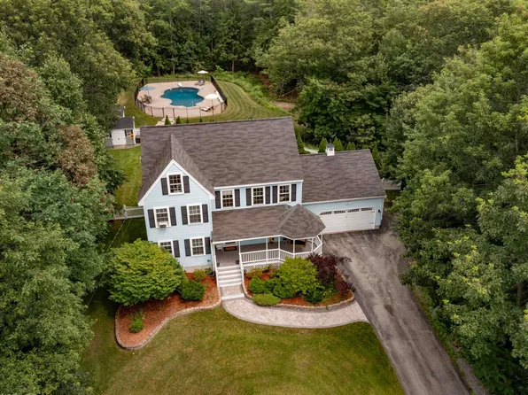 93 Meadow Lark Lane, Goffstown, NH 03045