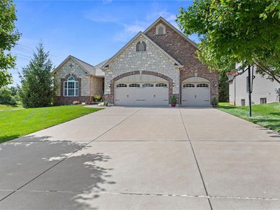 102 Place De Yeager Lake, Lake Saint Louis, MO, 63367