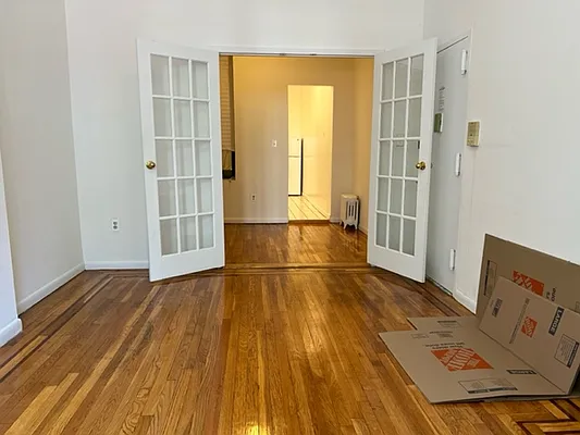 Rented by Roseann Lettieri Realty | media 18